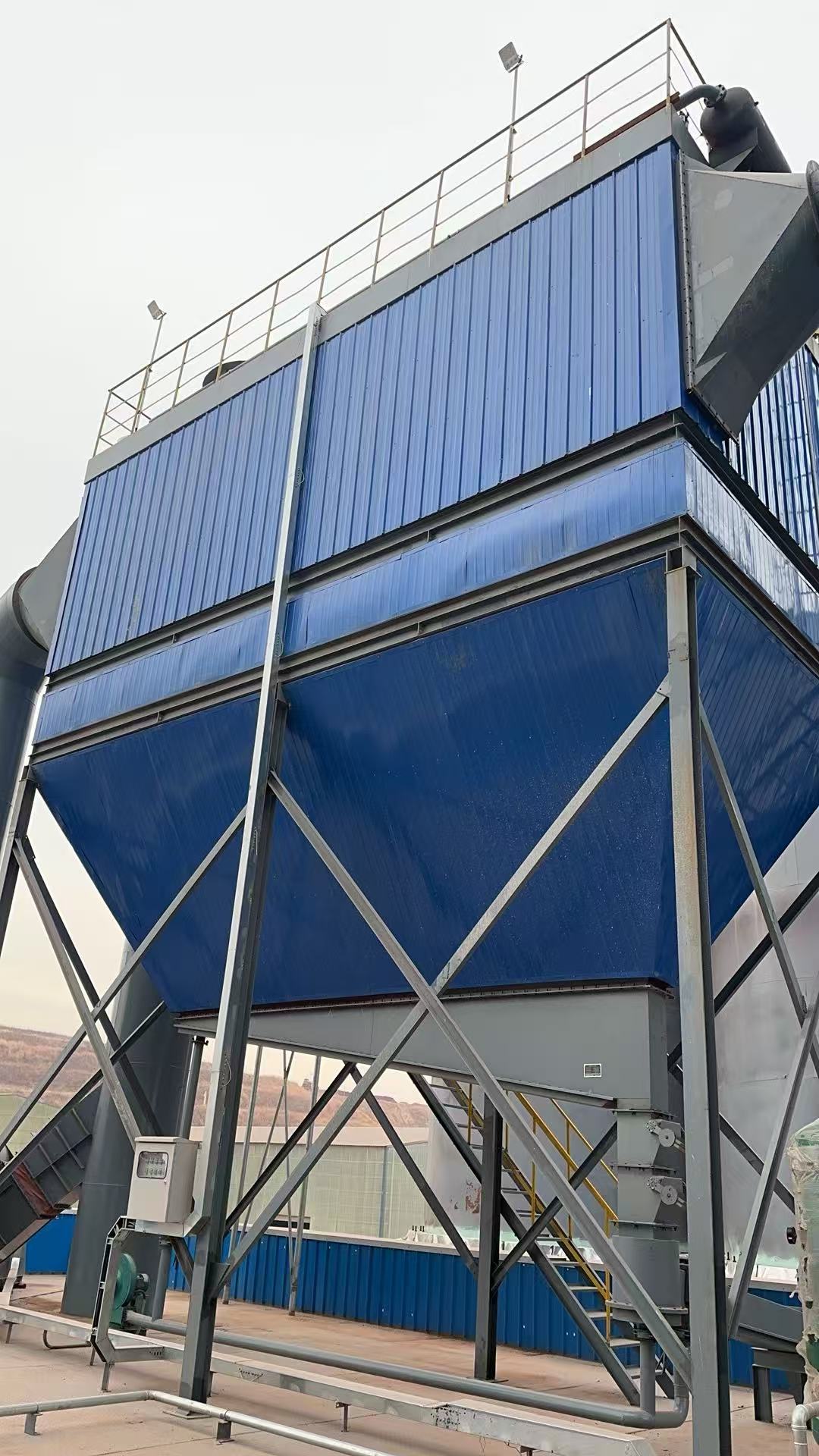 PPCS气箱脉冲袋式收尘器